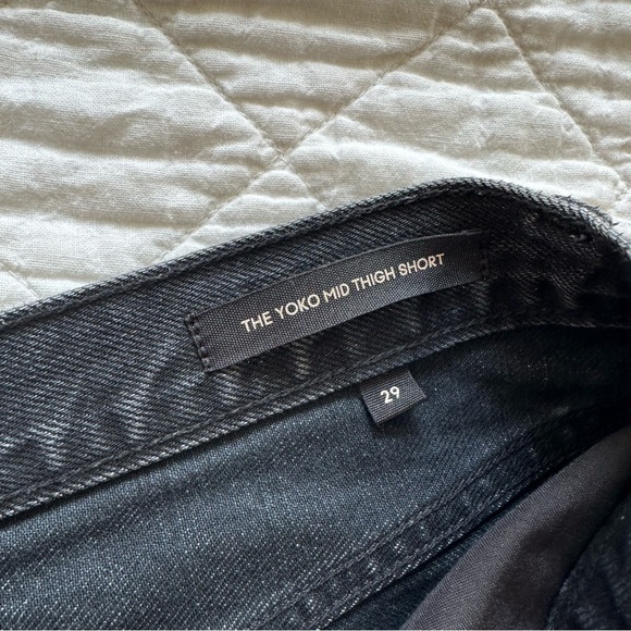 Aritzia Denim Forum The Yoko Mid Thigh Denim Short size 29 Black - Picture 7 of 7